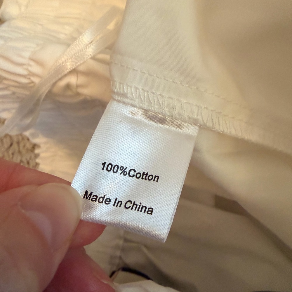 Tuckernuck NWT Women's 100% Cotton Embroidered Alex Shorts White Medium Vacation - Picture 7 of 10